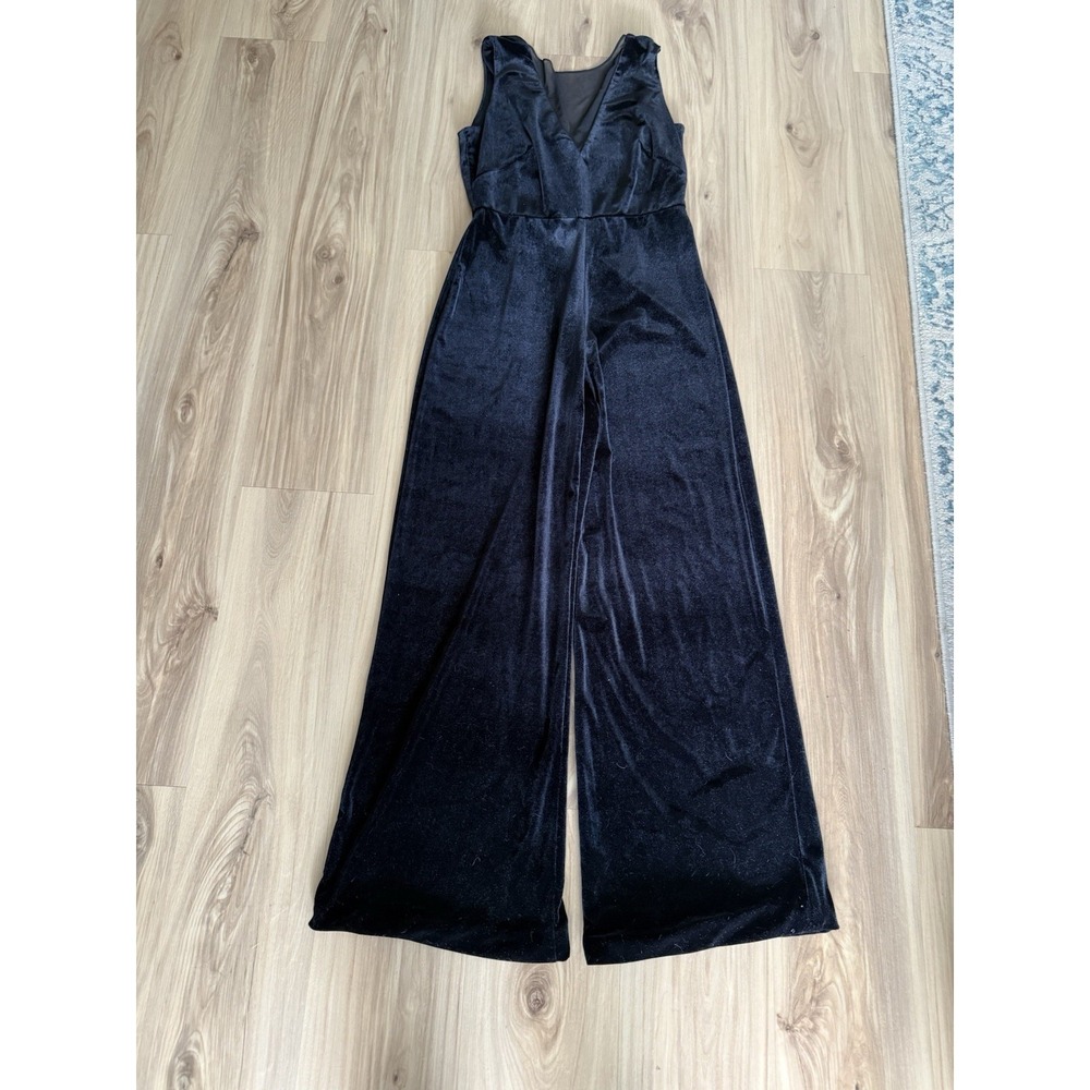 Taylor Women's Black Velvet Illusion-Trim V-Neck Sleeveless Jumpsuit Size 6‎